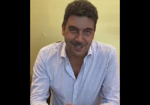 arturo-elias-vendedor-empanadas