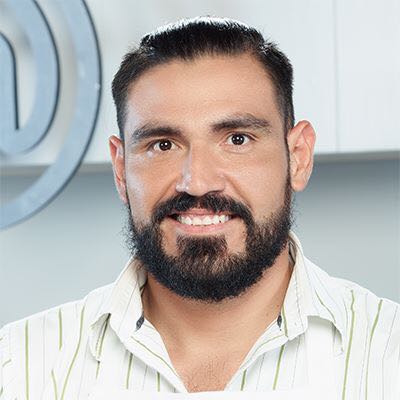 Padre Beto eliminado de MasterChef México el 12 de noviembre - Hector  Ledezma