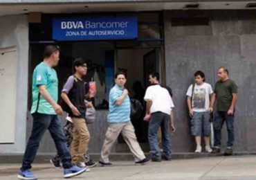 bancos en semana santa